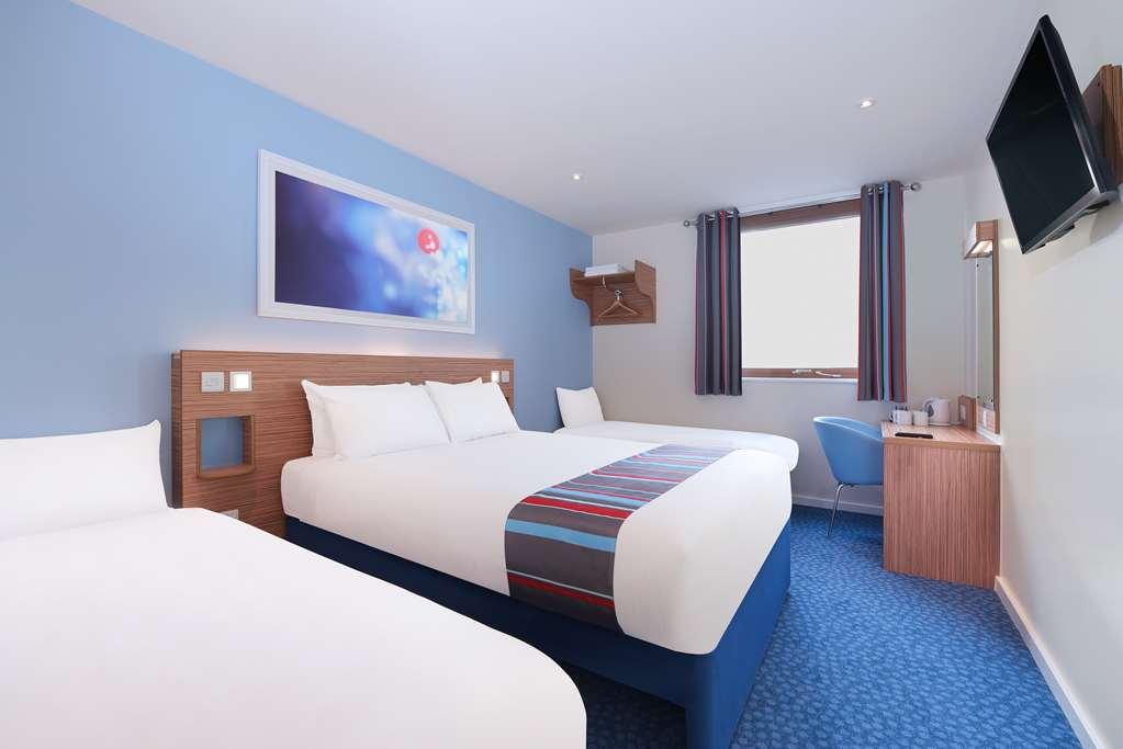 Travelodge Glossop Pokój zdjęcie