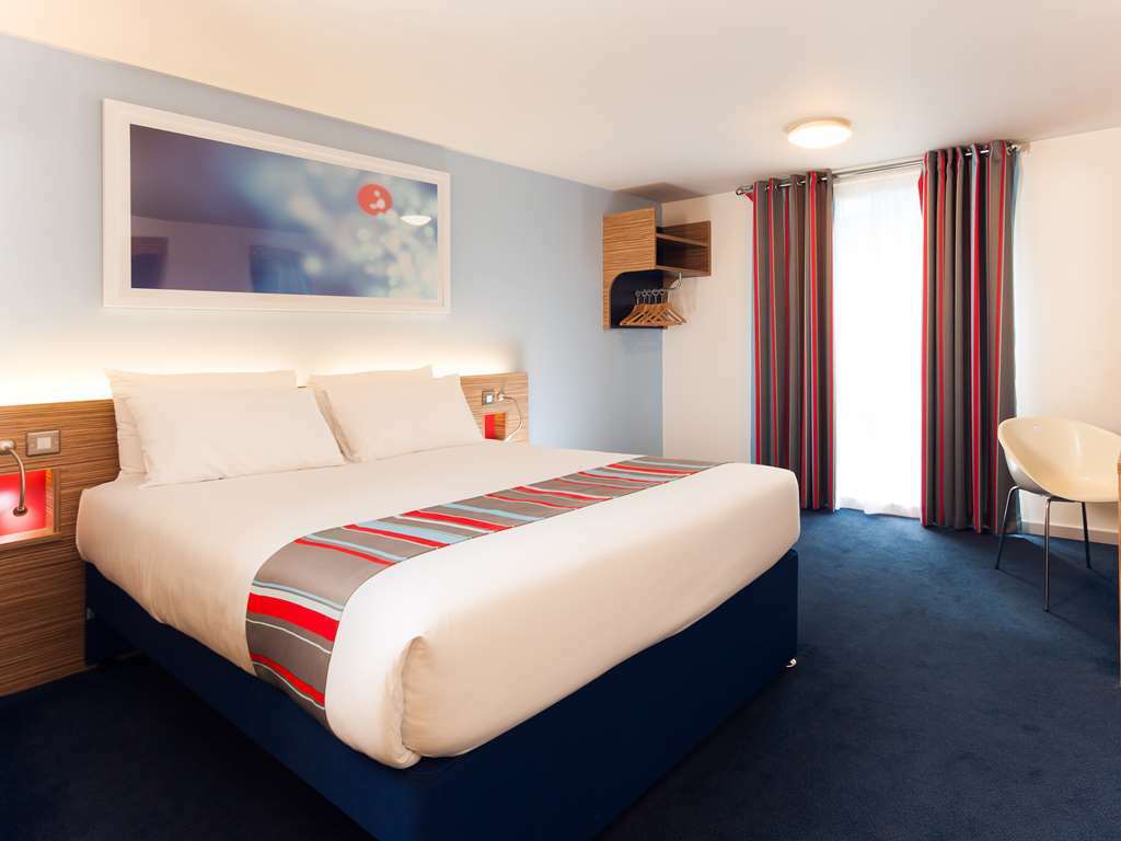 Travelodge Glossop Pokój zdjęcie